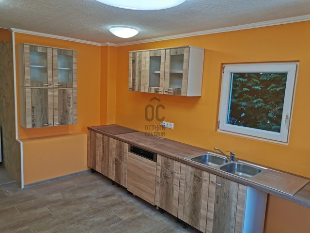 Kiadó családi ház, albérlet, Gödön 390 E Ft / hó, 2 szobás
