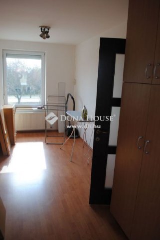 Eladó téglalakás, Veresegyházon 125 M Ft, 4 szobás