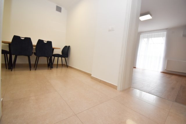 Kiadó téglalakás, albérlet, Debrecenben 350 E Ft / hó, 3 szobás