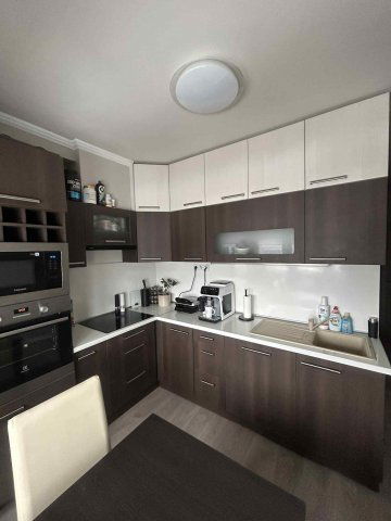 Eladó téglalakás, Nyíregyházán 52.9 M Ft, 2+1 szobás