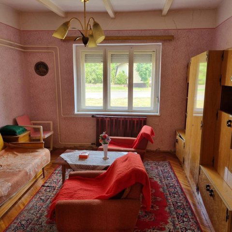 Eladó családi ház, Nagyszénáson 13.6 M Ft, 3+1 szobás