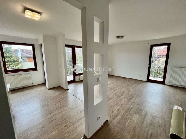 Kiadó téglalakás, albérlet, Kecskeméten 250 E Ft / hó