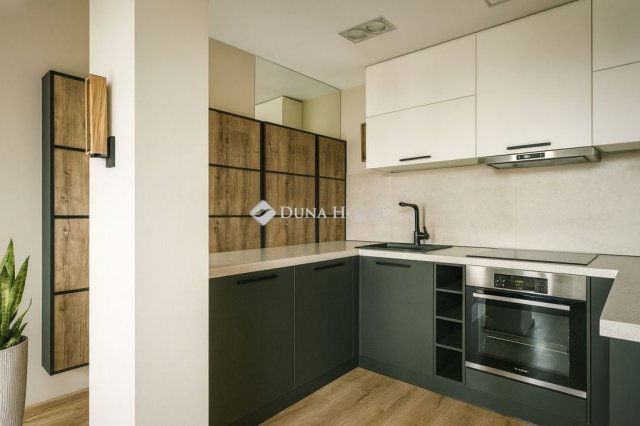 Eladó téglalakás, Budapesten, XIII. kerületben 69.9 M Ft