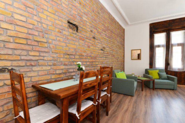 Eladó téglalakás, Budapesten, VIII. kerületben 186 M Ft