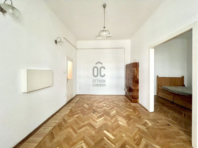 Eladó téglalakás, Budapesten, V. kerületben 104.9 M Ft, 3 szobás