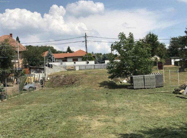 Eladó telek, Dunaföldváron 7.5 M Ft / költözzbe.hu