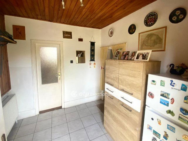 Eladó családi ház, Jánossomorján 39 M Ft, 4 szobás