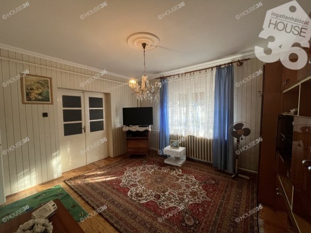 Eladó családi ház, Akasztón 25.9 M Ft, 3 szobás