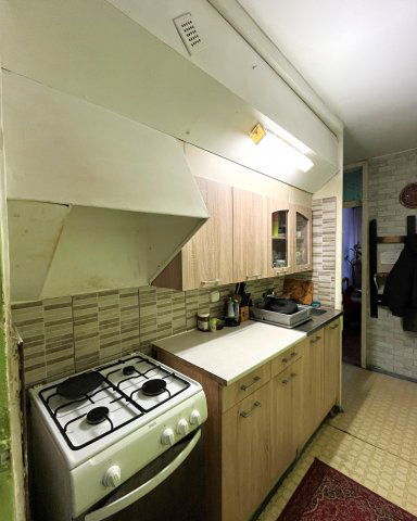 Eladó panellakás, Dunaújvárosban 32 M Ft, 2 szobás