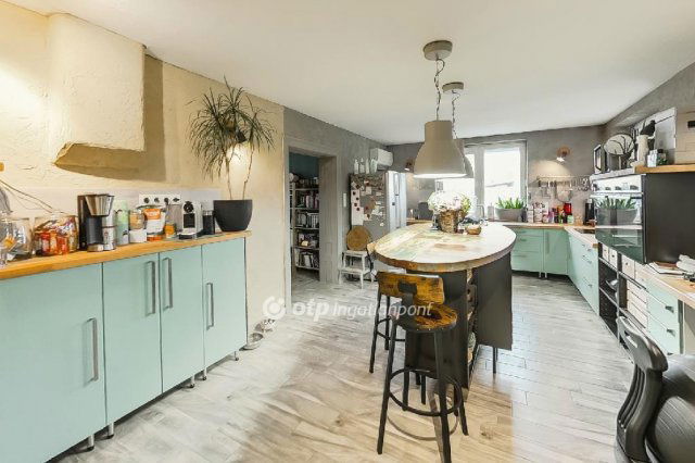 Eladó családi ház, Nagytályán 75.9 M Ft, 4 szobás