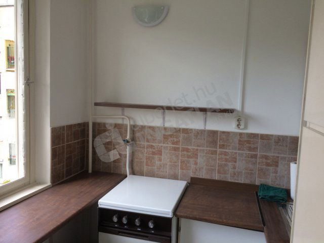 Kiadó panellakás, albérlet, Budapesten, III. kerületben