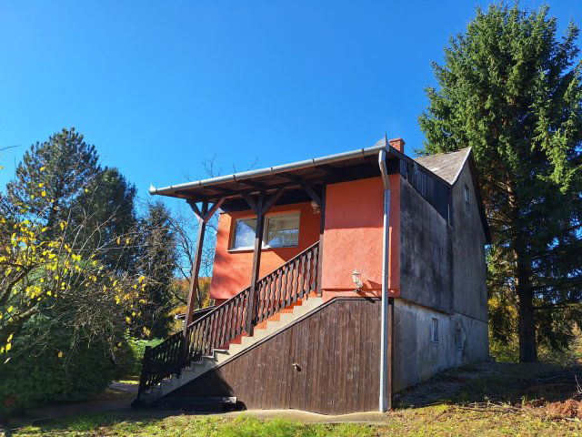 Eladó családi ház, Zalakaroson 32.9 M Ft, 2 szobás