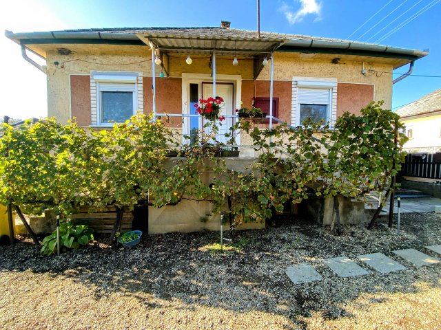 Eladó családi ház, Szentistvánbaksán 20 M Ft, 2+1 szobás