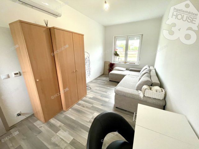 Eladó családi ház, Kecskeméten 79.9 M Ft, 4 szobás