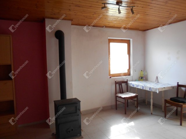 Eladó családi ház, Kehidakustányban 35 M Ft, 2 szobás