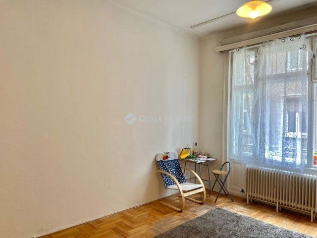 Eladó téglalakás, Budapesten, VIII. kerületben 61.9 M Ft