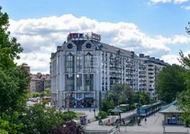 Eladó garázs, Budapesten, IX. kerületben 398 M Ft