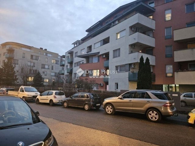 Eladó téglalakás, Budapesten, X. kerületben 86 M Ft, 3 szobás