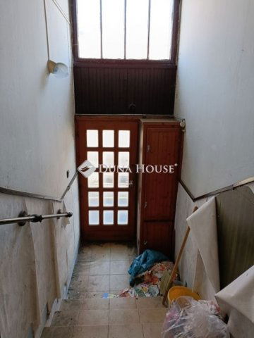 Eladó családi ház, Szombathelyen 55 M Ft, 4 szobás