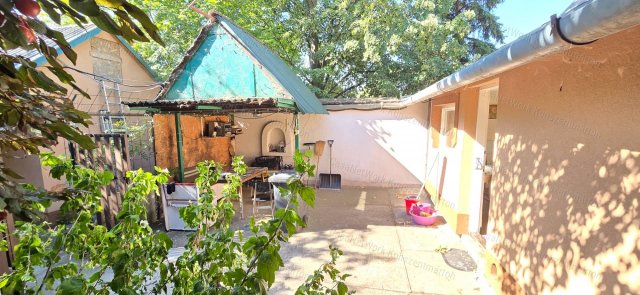 Eladó ikerház, Cserkeszőlőn 22 M Ft, 1+1 szobás