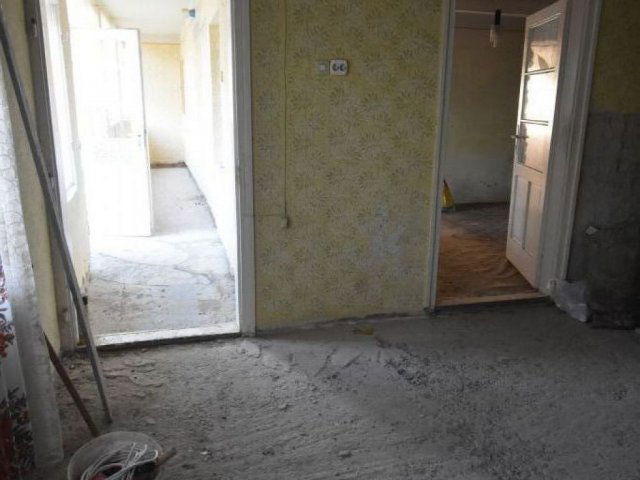 Eladó családi ház, Dunaföldváron 14.9 M Ft