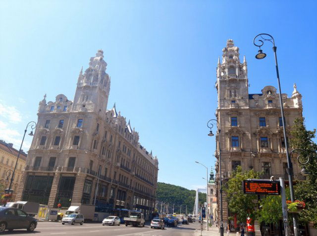 Eladó téglalakás, Budapesten, V. kerületben 109.9 M Ft