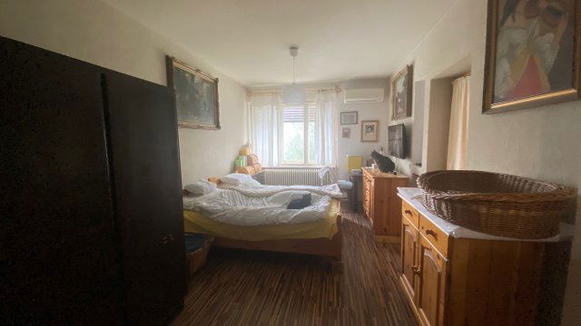 Eladó családi ház, Várpalotán 64.5 M Ft, 2 szobás