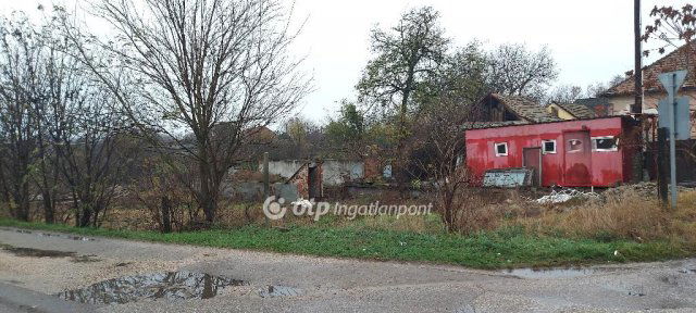Eladó telek, Tiszaföldváron 8 M Ft / költözzbe.hu