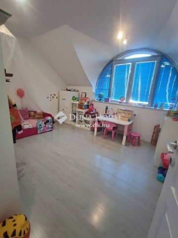 Eladó családi ház, Budapesten, XXIII. kerületben 350 M Ft