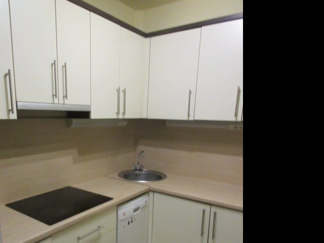 Kiadó panellakás, albérlet, Debrecenben 180 E Ft / hó