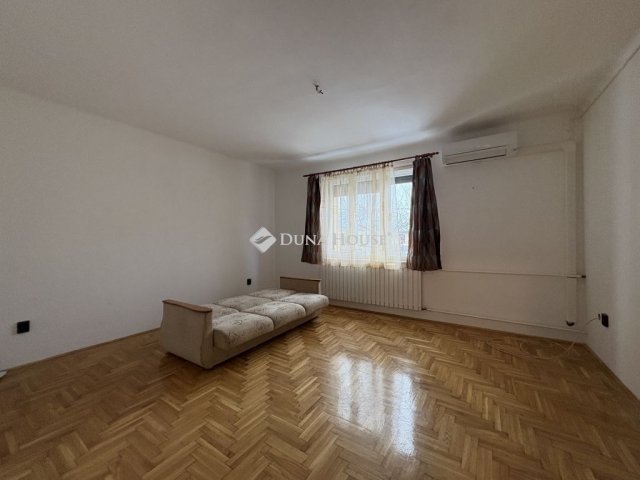 Eladó családi ház, Gyálon 129.9 M Ft, 5 szobás