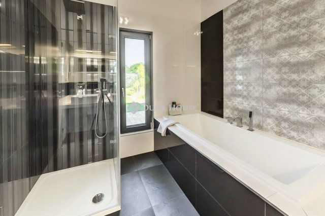 Eladó családi ház, Dabason 179 M Ft, 4 szobás