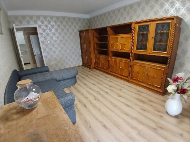 Kiadó panellakás, albérlet, Debrecenben 170 E Ft / hó, 2 szobás