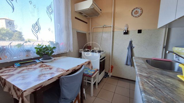 Eladó panellakás, Hódmezővásárhelyen, Bajcsy-Zsilinszky utcában