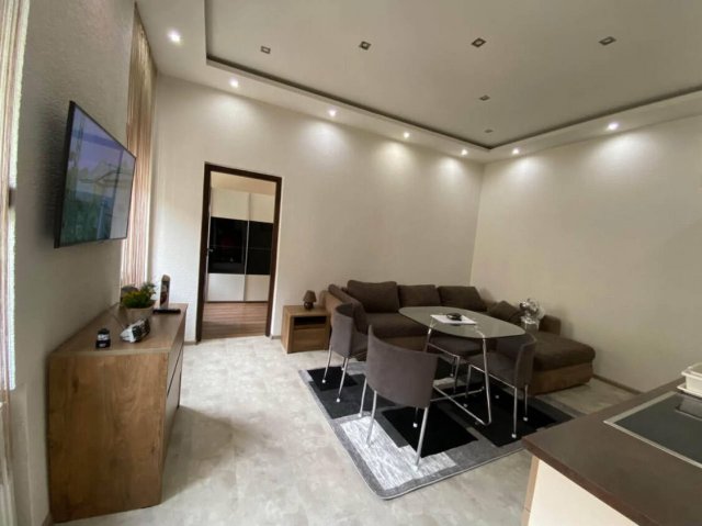 Eladó téglalakás, Budapesten, VII. kerületben 99 M Ft, 3 szobás