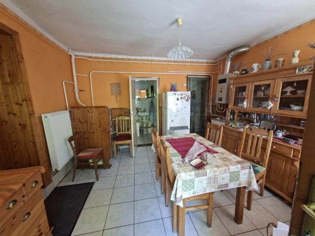 Eladó családi ház, Sárszentágotán 27.999 M Ft, 3 szobás