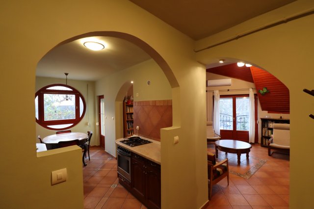 Kiadó téglalakás, albérlet, Szegeden 300 E Ft / hó, 2+1 szobás