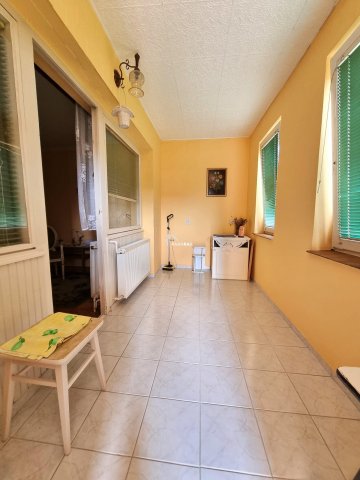 Eladó családi ház, Mosonmagyaróváron 77.5 M Ft, 5 szobás