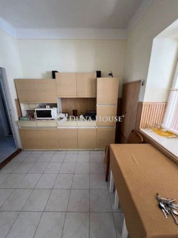 Eladó családi ház, Abaligeten 63 M Ft, 4 szobás