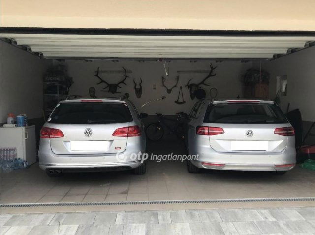 Eladó családi ház, Solymáron 279 M Ft, 6 szobás