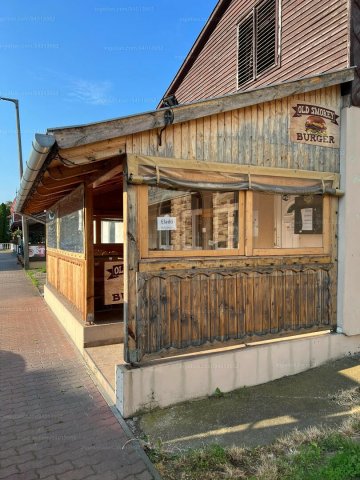 Eladó családi ház, Hévízen 63 M Ft, 3 szobás