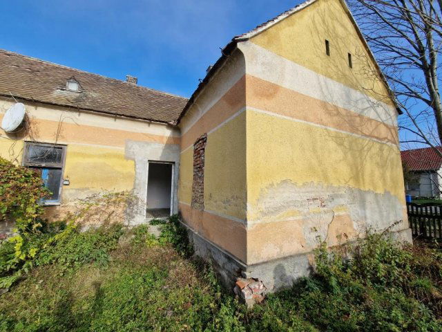 Eladó családi ház, Csökölyön 6.5 M Ft, 3 szobás