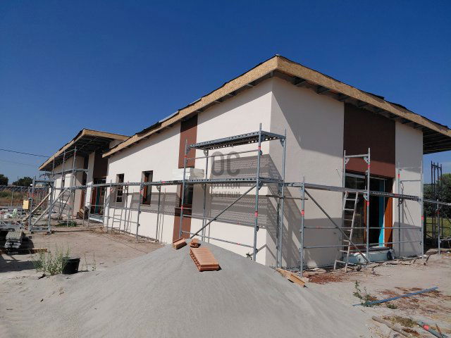 Eladó ikerház, Dabason 105 M Ft, 4 szobás / költözzbe.hu
