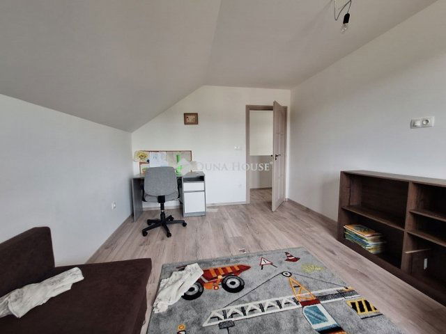 Eladó családi ház, Kőszegen 87 M Ft, 5 szobás