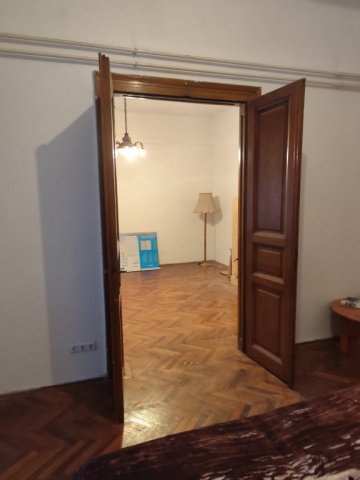 Eladó téglalakás, Budapesten, XX. kerületben, Hosszú utcában