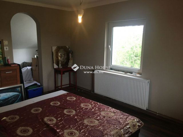 Eladó családi ház, Szentendrén 168 M Ft, 6 szobás