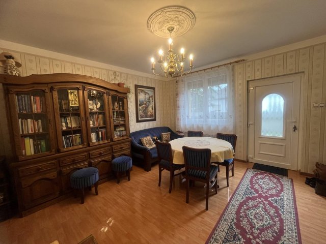 Eladó családi ház, Karcagon, Hortobágyi utcában 77 M Ft