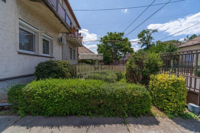 Eladó ikerház, Budapesten, XVI. kerületben 169.9 M Ft, 4 szobás