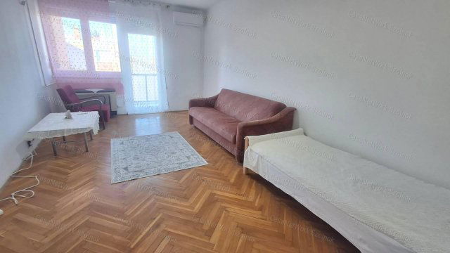 Kiadó téglalakás, albérlet, Szolnokon 135 E Ft / hó, 2 szobás