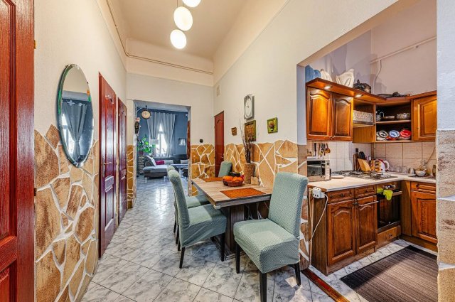 Eladó téglalakás, Budapesten, VIII. kerületben 78.5 M Ft